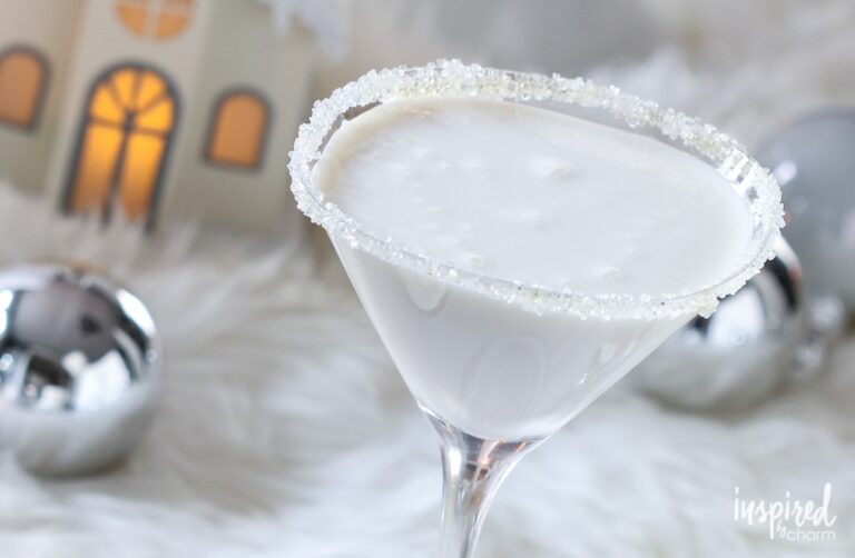 White Christmas Martini cocktail | Aperitivo a Milano.info